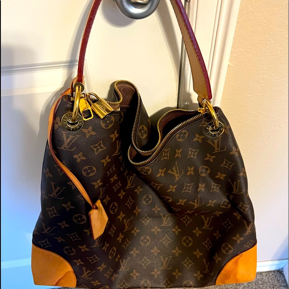 LV purse. Make offer!